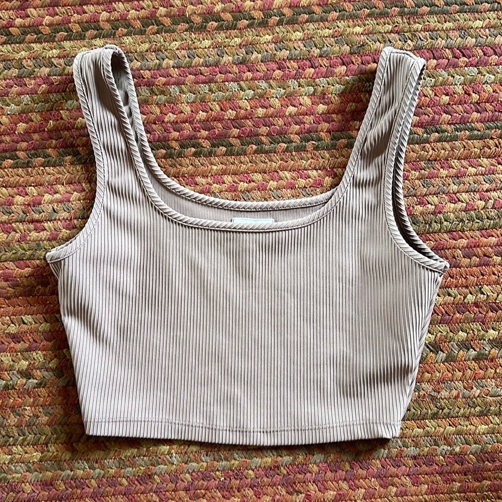 CROP RIBBED DUSTY LAVENDER PURPLE TOP